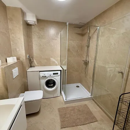 Family Apartment *